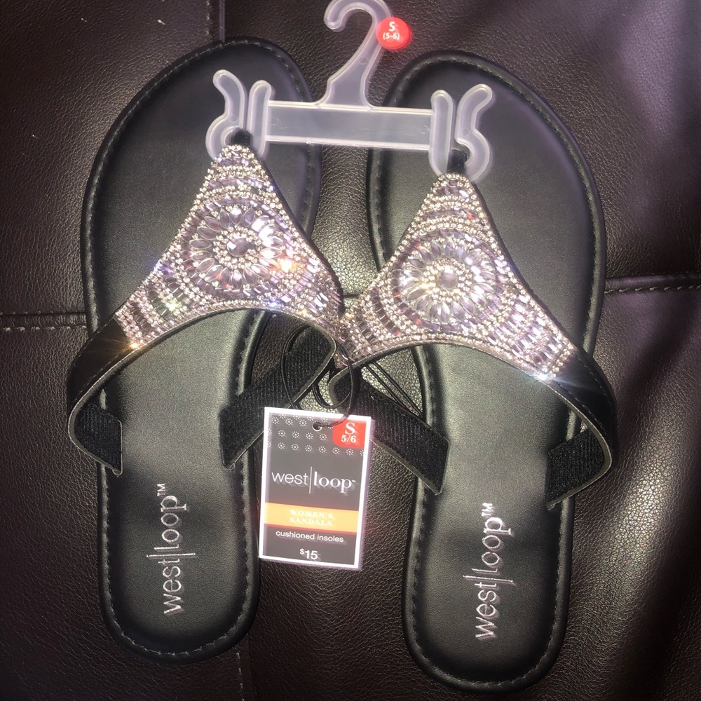 Women’s sandals new size 5/6